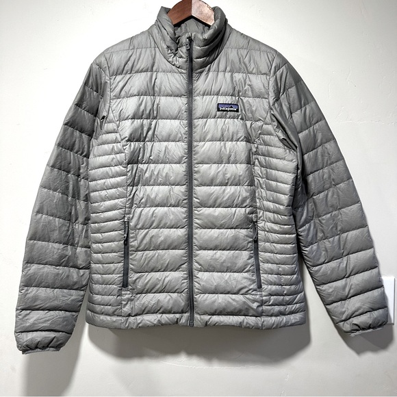Patagonia Jackets & Blazers - Patagonia Women's Nano Puff® Jacket - Feather Grey Size Medium